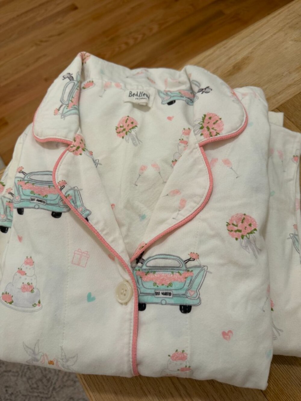 Bridal Pajama Set in White "Just Married" Pattern - Picture 2 of 5